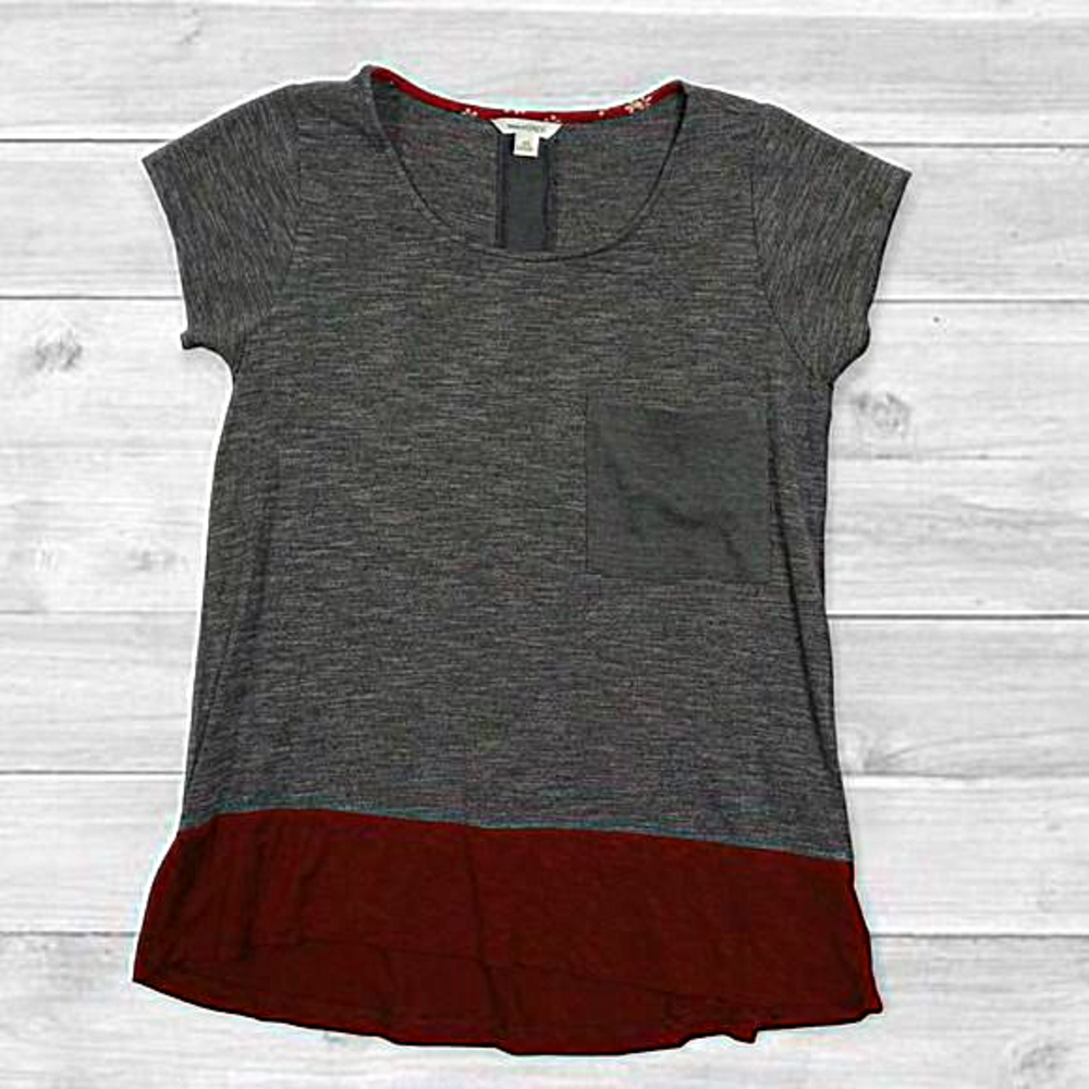 Sweet Grey Women's‎ Gray Short Sleeve Maroon Colorblock Top Size XS